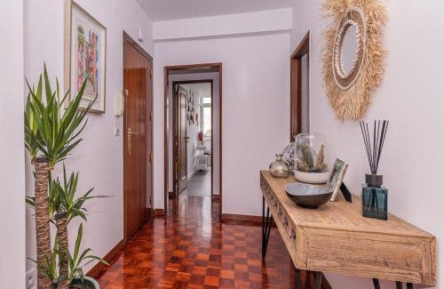 Beato Apartment | Cozy 3 bedroom apartment in front of the subway