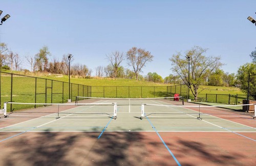 Malvern House | Cozy 3 Bedroom Cottage on farm