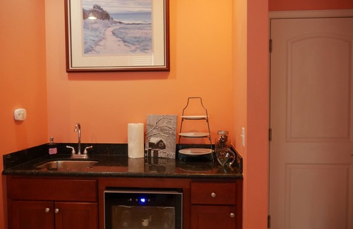Maple Valley House | Cozy 3-bedroom house in charming Maple Valley with WiFi.