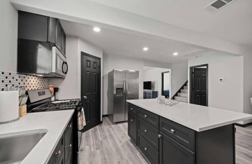 Northside House | Cozy 3-Bedroom Suburban Retreat near Downtown