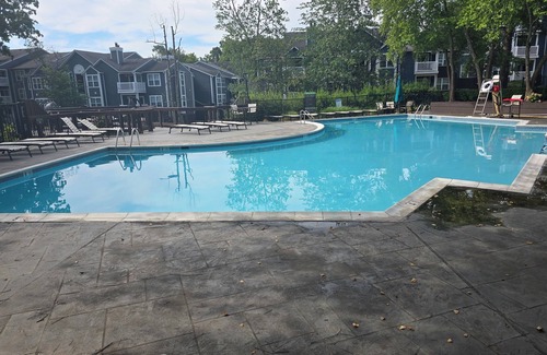 Centreville Apartment | Cozy 3 beds and 2 baths apartment in superb Centreville with fitness room, WiFi