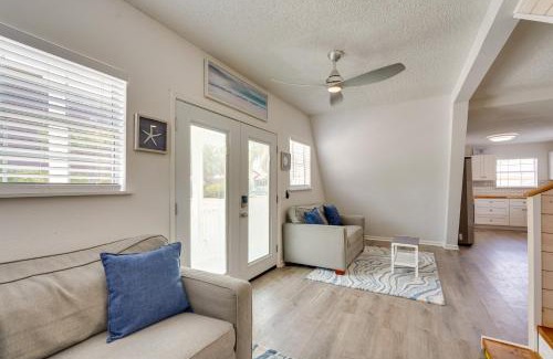 Biltmore Beach House | Cozy 3BR Walk to Beach Firepit PCB