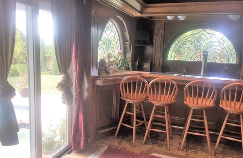Antioch House | Cozy 4-bedroom house in peaceful Antioch with WiFi, AC