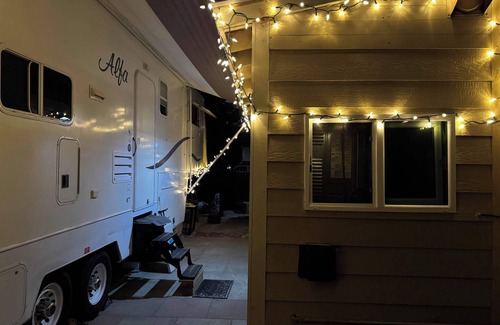 Rowland Heights House | Cozy 5-Wheel RV suite in beautiful Rowland Heights hillside!