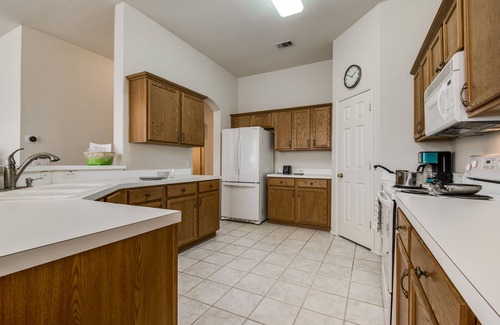 Frisco House | Cozy accommodations in quiet neighborhood, close to highways and attractions