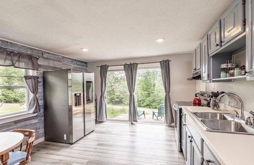 Ticonderoga House | Cozy Adirondack Loft Near Lake Champlain & George, Hiking and Historical Sites