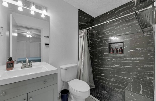 McAllen House | Cozy & Affordable 3BR Home McAllen