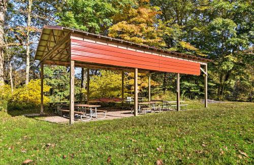 St George House | Cozy Anchors Away Cabin Hideaway with Fire Pit!