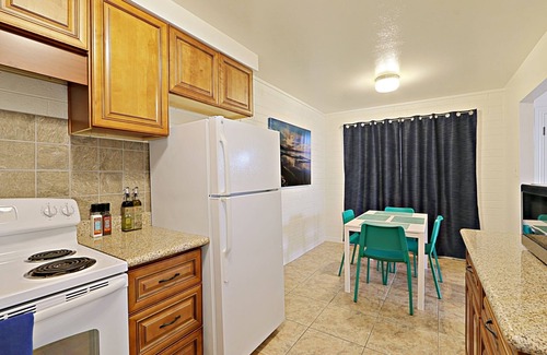 Western Villa Apartment | Cozy and Cute with Private Washer/Dryer and Yard!