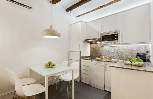 El Born Apartment | Cozy and elegant studio in the city center