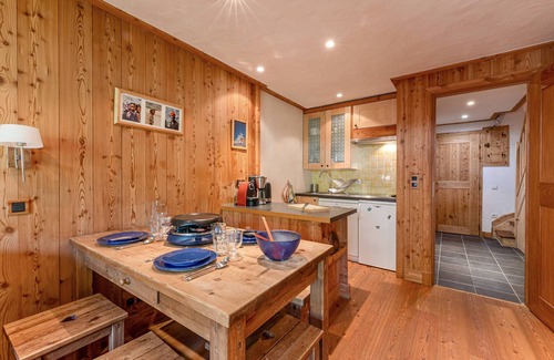 Val-d'Isere Apartment | Cozy and Harmonious Duplex Apartment with Wifi in La Roche des Fours Residence, Val-d'Isère