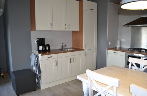Oostkapelle Apartment | Cozy and Komfortale apartment on former farm