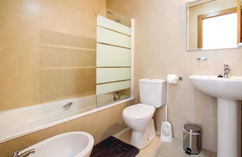 Roldan House | Cozy and nicely furnished cottage.