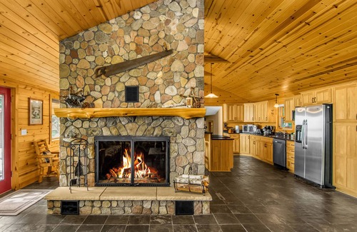Walker Cabin | Cozy and Quaint Leech Lake Escape!