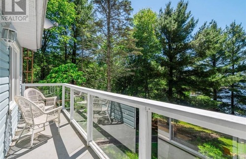 Seguin Cottage | Cozy and Quiet Muskoka retreat on Beautiful Turtle Lake!