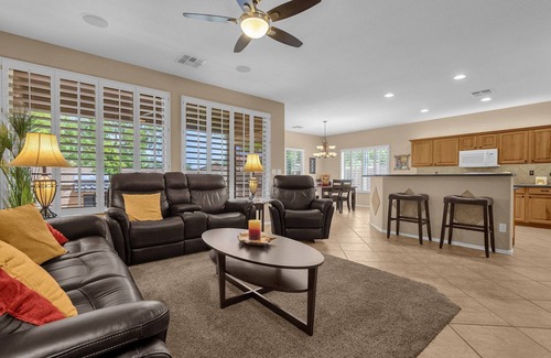 East Mesa House | Cozy and relaxing 3 bedroom home