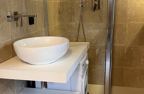 Meina Apartment | Cozy and spacious apartment in historic villa with lake view and swimming pool