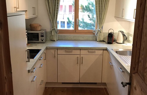 Klosters-Serneus Apartment | Cozy apartment at Klosters Platz, 4-6 pers, Wifi
