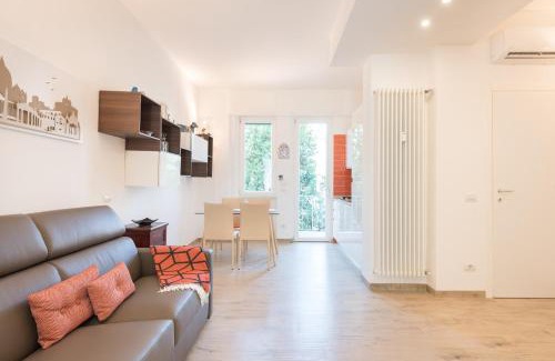 Campo di Marte Apartment | Cozy Apartment Alberti Lift, Terraces, Free Parking