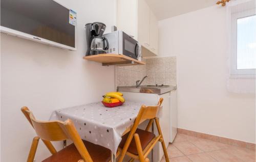 Sveti Filip i Jakov Apartment | Cozy Apartment In Sveti Filip I Jakov