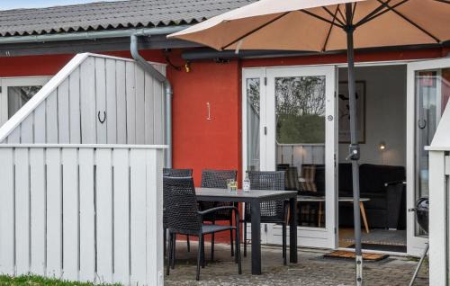 Akirkeby Apartment | Cozy Apartment In Aakirkeby With Wifi