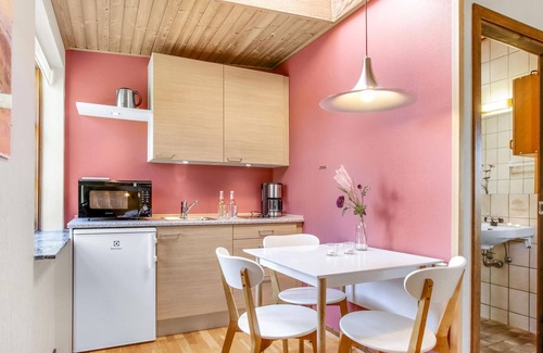Sandvig Apartment | Cozy apartment in Allinge with WiFi