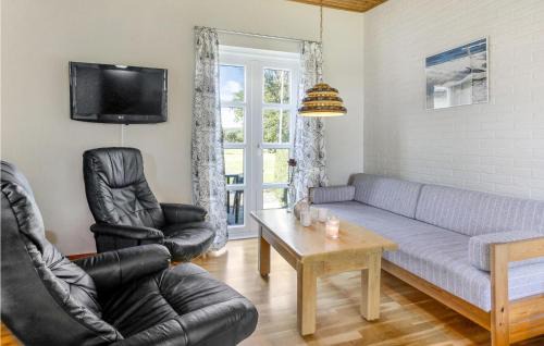 Sandvig Apartment | Cozy Apartment In Allinge With Wifi