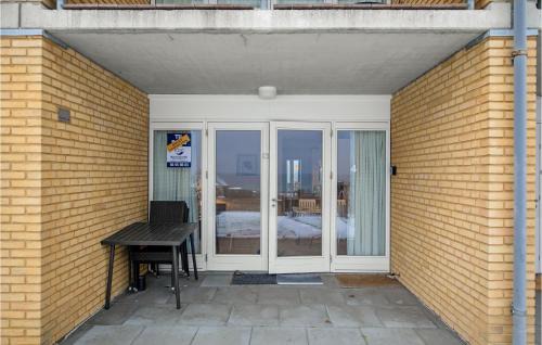 Sandkaas Apartment | Cozy Apartment In Allinge With Wifi