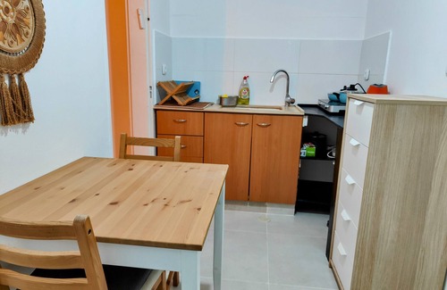 Eilat Apartment | Cozy apartment in center with an amazing courtyard, 2 beds, TV, near beach