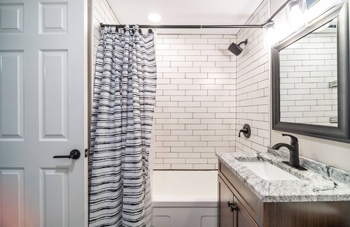 Gahanna Apartment | Cozy apartment in great location!