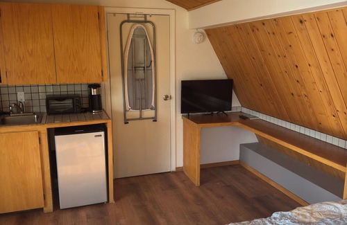Indian Apartment | Cozy apartment in Indian AK 25 min to Anchorage & Girdwood, breathtaking views