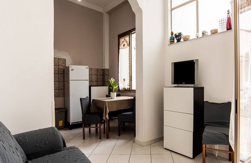 Fiumefreddo di Sicilia Apartment | Cozy Apartment in a delightful area.