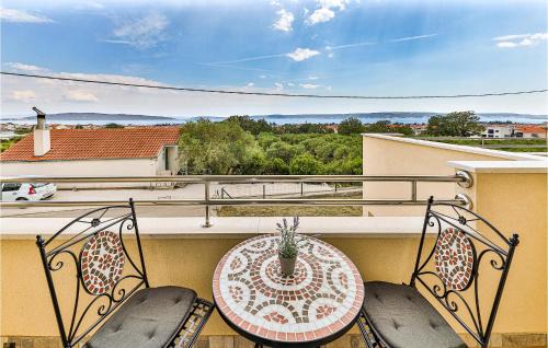 Kastela Apartment | Cozy Apartment In Kastel Luksic