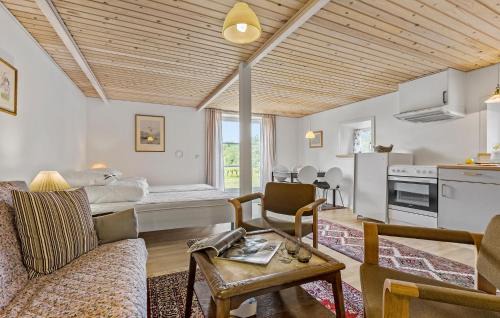 Ranum Apartment | Cozy Apartment In Ranum With Wifi