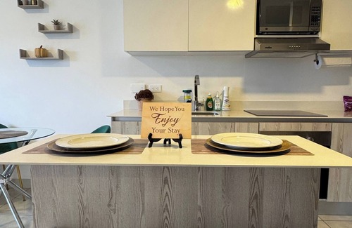 San Jose Apartment | Cozy Apartment in San José Costa Rica with Stunning Sunset Views