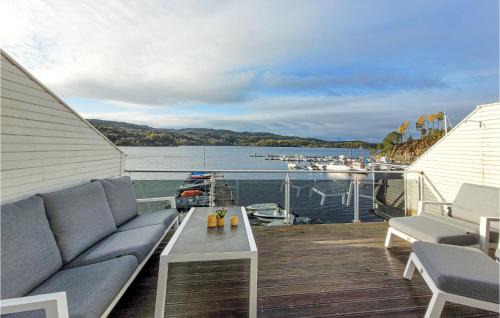 Tysnes Apartment | Cozy Apartment In Uggdal With Wifi