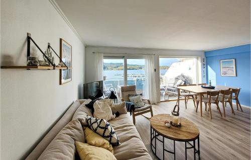 Tysnes Apartment | Cozy Apartment In Uggdal With Wifi