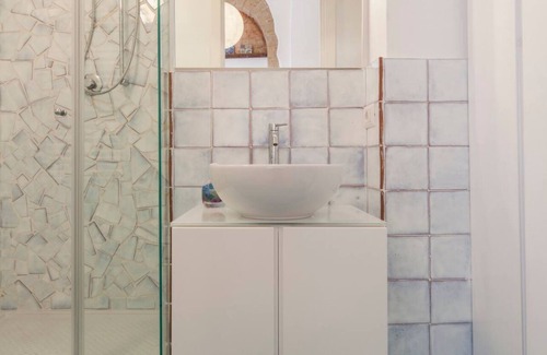 Historical Downtown Salerno Apartment | Cozy apartment two minutes from Teatro Verdi and Villa Comunale