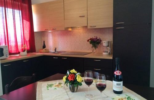 Vercana Apartment | Cozy apartment with lake view