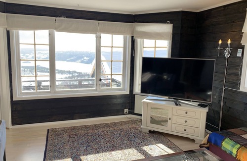 Beitostolen Apartment | Cozy apt ski in/out 2 bedrooms and free use of EV charger