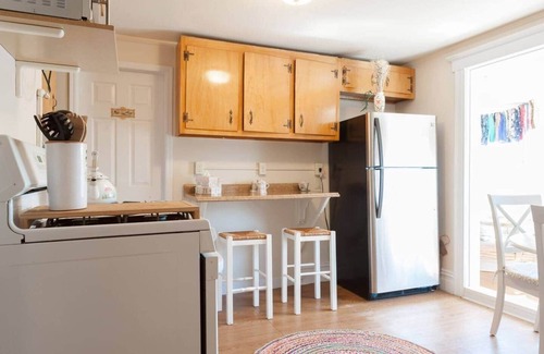 Montclair House | Cozy Apt Walkable to Shop, Eat & NYC Transport