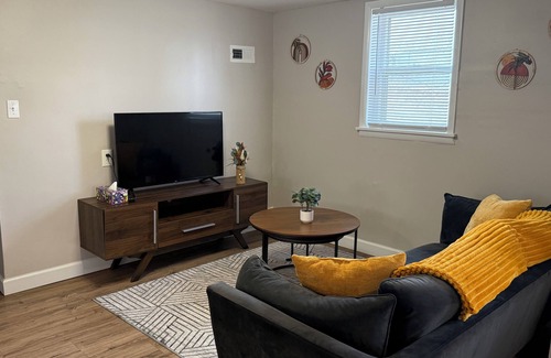 Benson House | Cozy basement suite in Benson-Close to downtown, hospital, restaurants, shopping
