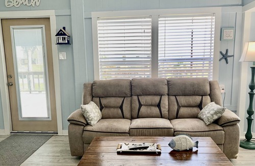 Matagorda House | Cozy Beach Cottage just a short walk to Matagorda Beach!
