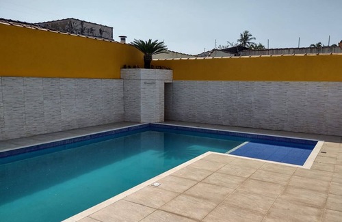 Parque Enseada House | Cozy beach house!