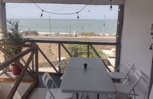 Caleta Cruz Cottage | Cozy beach house located in Caleta Grau, Zorritos, Tumbes.
