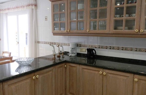Riumar House | Cozy Beachside House: Private Pool, Free WiFi, Pet-Friendly, Near Dog Beach