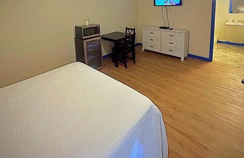 Maggie Valley Hotel | Cozy Bear Inn