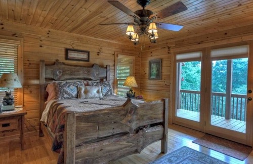 Suches Cabin | Cozy Bear Lodge | Amazing Mountain Views | Sunsets | Hiking trails