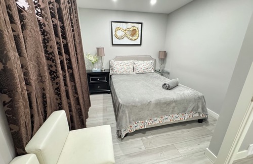 Fort Gary House | Cozy Beautiful private 1 BR Basement Suite