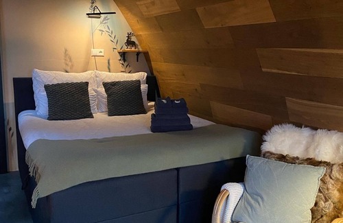 Uitwijk Bed & Breakfast | Cozy bed and breakfast in beautiful location